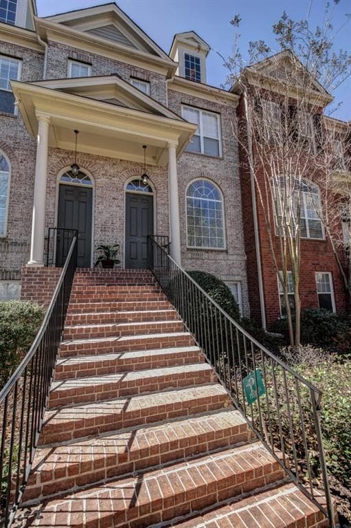 3 bedroom, 2,070 sq ft townhouse sold at 1147 Providence Place 1147, Decatur, GA 30033
