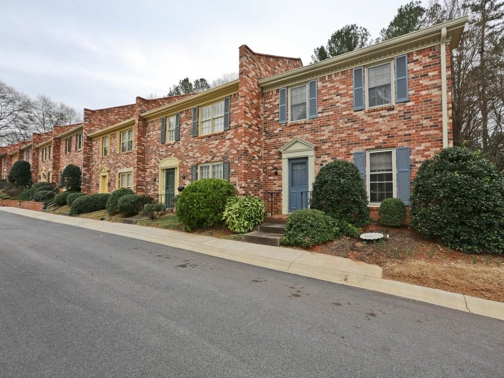 1474 Leafmore Ridge 1474, Decatur, GA 30033 — most recent listing photo
