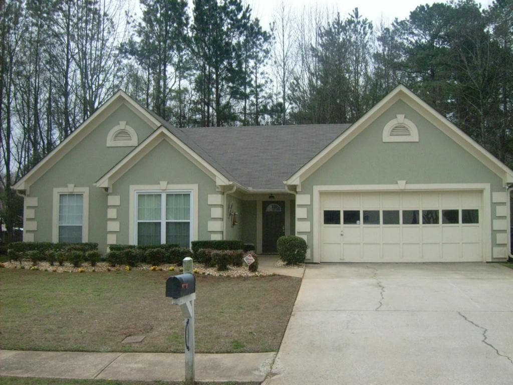 3 bedroom, 1,592 sq ft single family residence sold at 1120 Avalon Drive, Lawrenceville, GA 30044