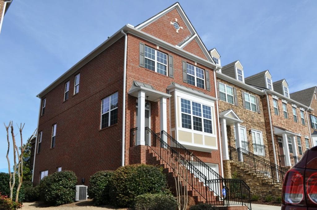 4 bedroom, 2,646 sq ft townhouse sold at 11230 Brunson Drive, Duluth, GA 30097