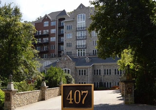 3 bedroom, 2,638 sq ft condominium sold at 3280 Stillhouse Lane 407, Atlanta, GA 30339