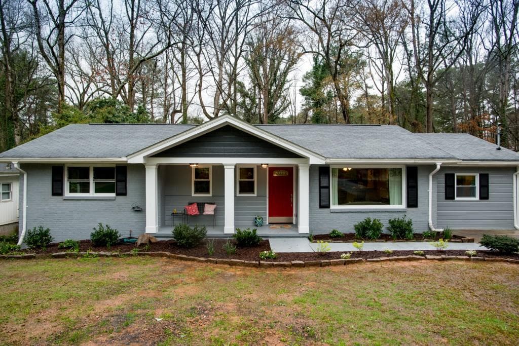 4 bedroom, 1,430 sq ft single family residence sold at 2626 Woodacres Road, Atlanta, GA 30345