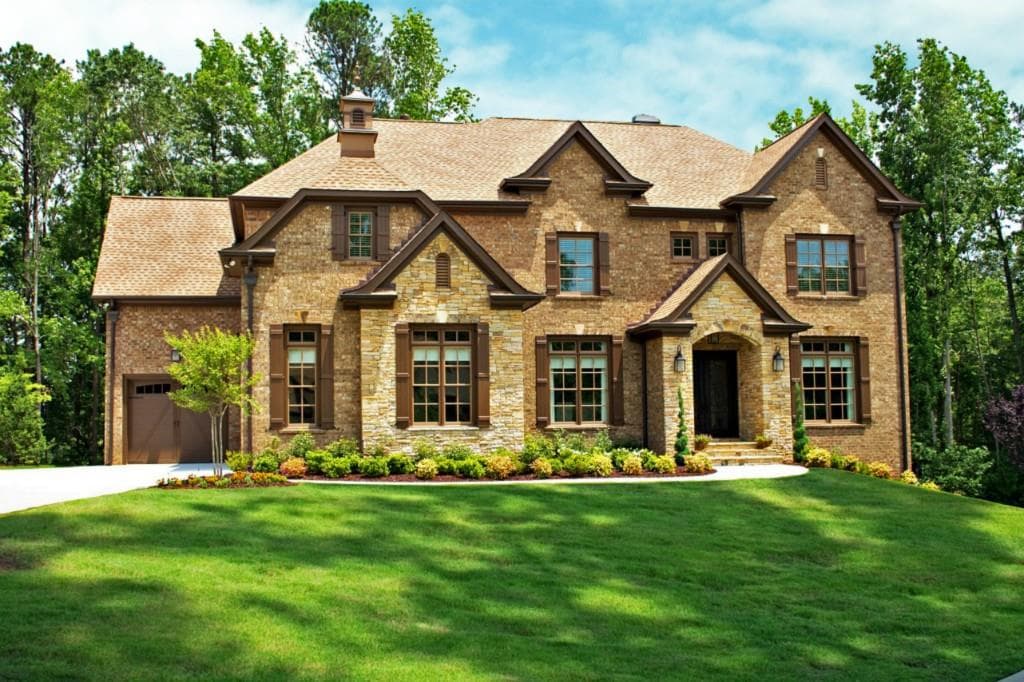 5 bedroom, 4,000 sq ft single family residence sold at 2595 Weigelia Road, Atlanta, GA 30345
