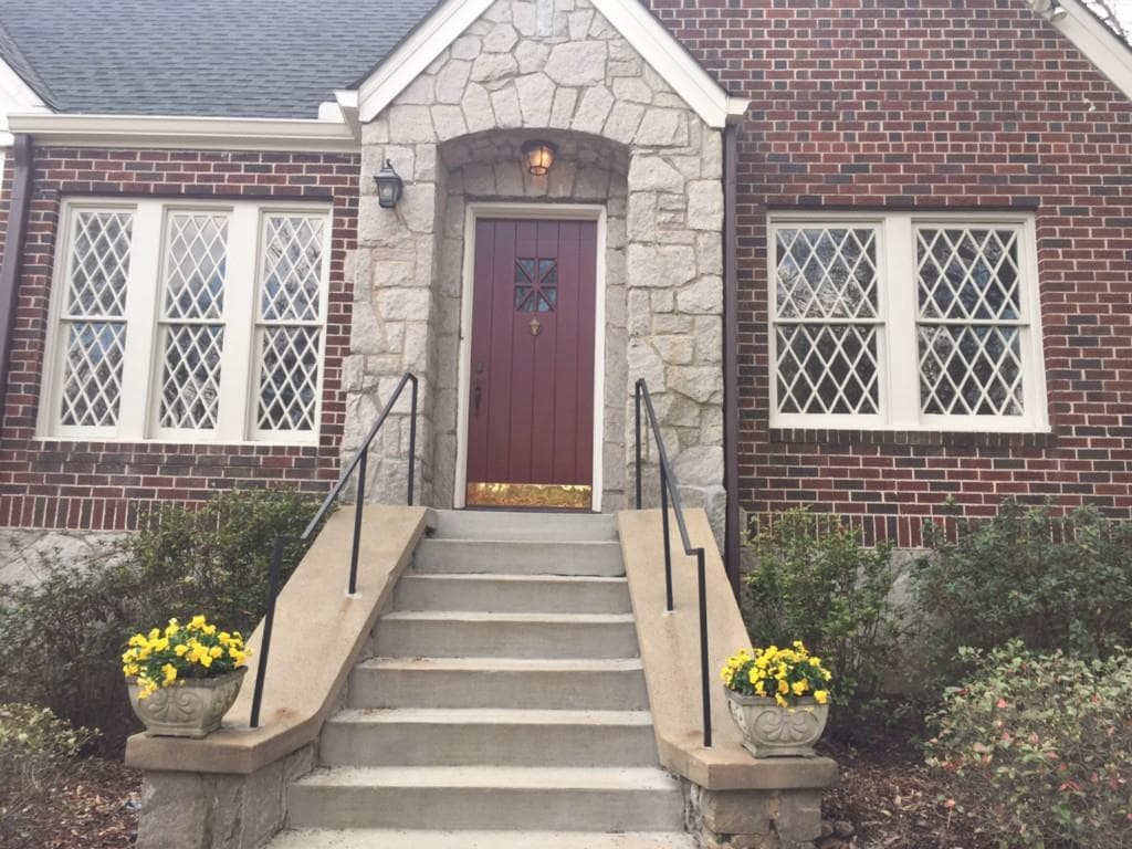 4 bedroom, 3,312 sq ft single family residence sold at 1131 Reeder Circle, Atlanta, GA 30306