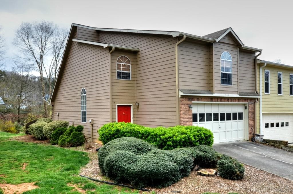 1768 Millview Drive, Marietta, GA 30062 — most recent listing photo