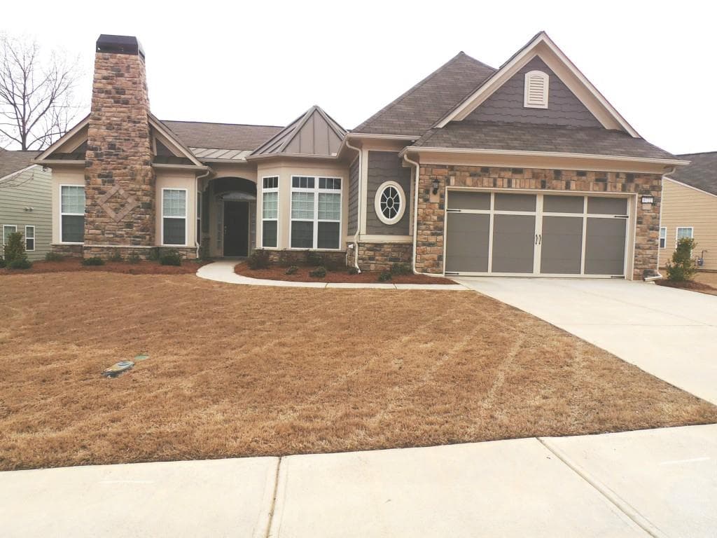 3 bedroom, 2,438 sq ft single family residence sold at 6722 MILL ROCK Court, Hoschton, GA 30548