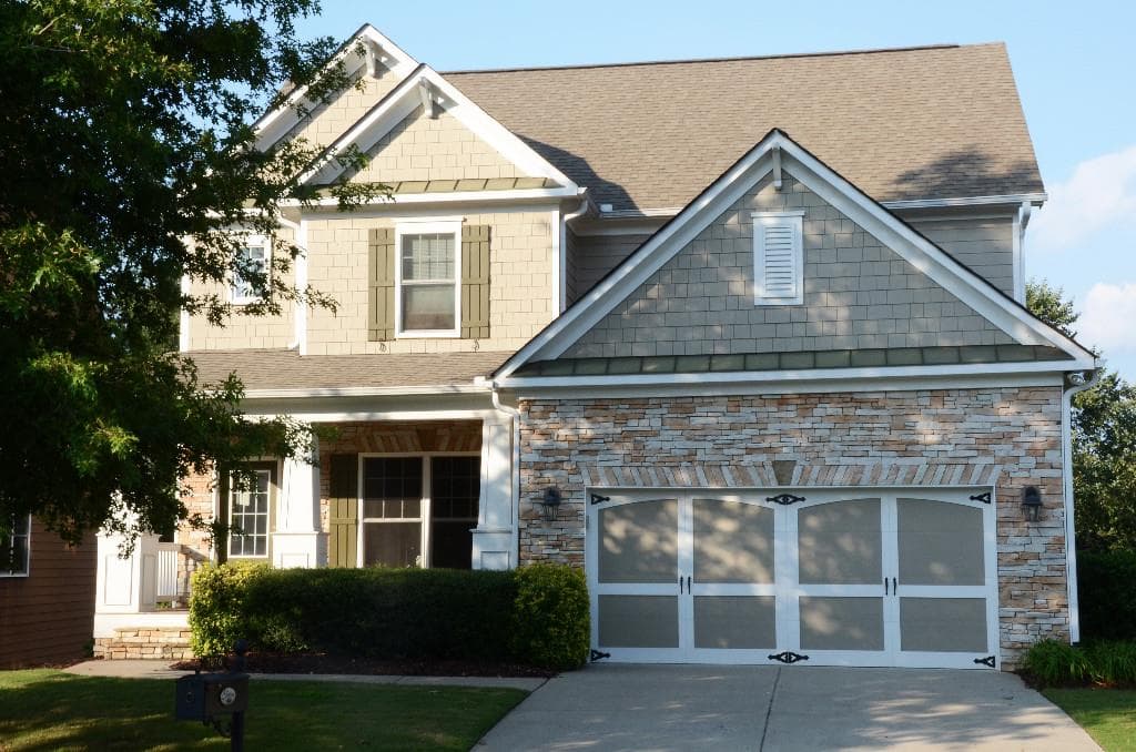 4 bedroom single family residence sold at 7876 keepsake Lane, Flowery Branch, GA 30542