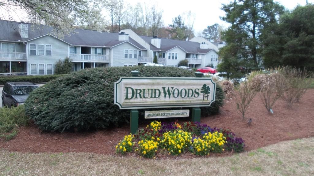1949 Brian Way, Decatur, GA 30033 — most recent listing photo