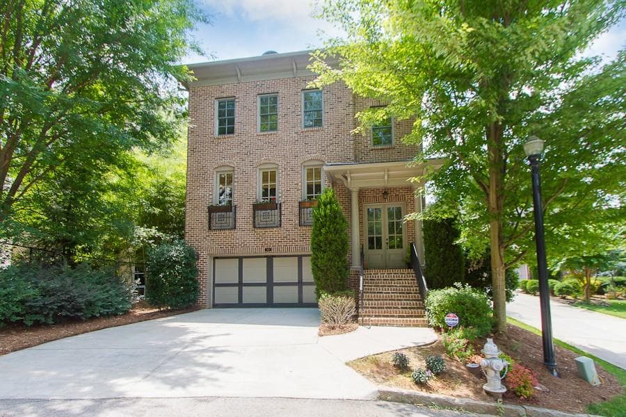 2 bedroom, 2,580 sq ft single family residence sold at 540 Woodall Avenue, Atlanta, GA 30306