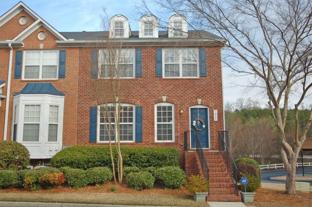 1811 Dunrobin Drive 1811, Smyrna, GA 30082 — most recent listing photo