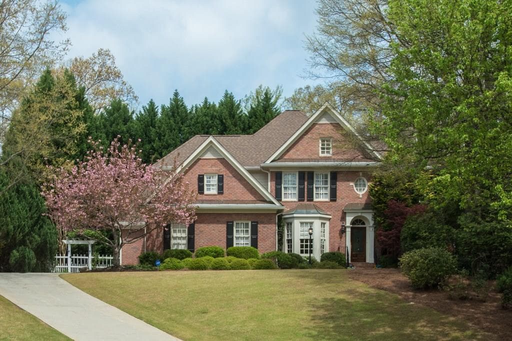 5 bedroom single family residence sold at 878 Carlton Ridge, Atlanta, GA 30342