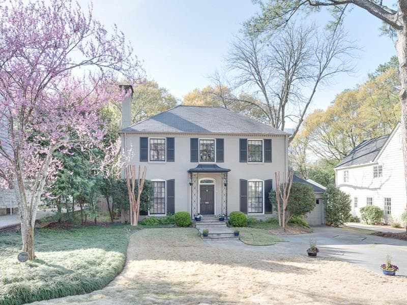 4 bedroom single family residence sold at 3062 Peachtree Drive, Atlanta, GA 30305