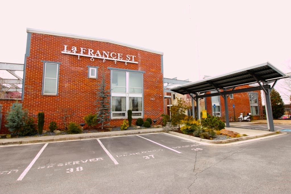 2 bedroom, 1,105 sq ft townhouse sold at 1661 La France Street 406, Atlanta, GA 30307