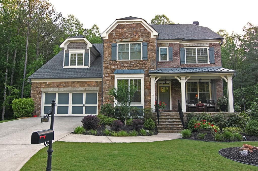 5 bedroom, 3,611 sq ft single family residence sold at 3935 Wieuca Court, Marietta, GA 30066