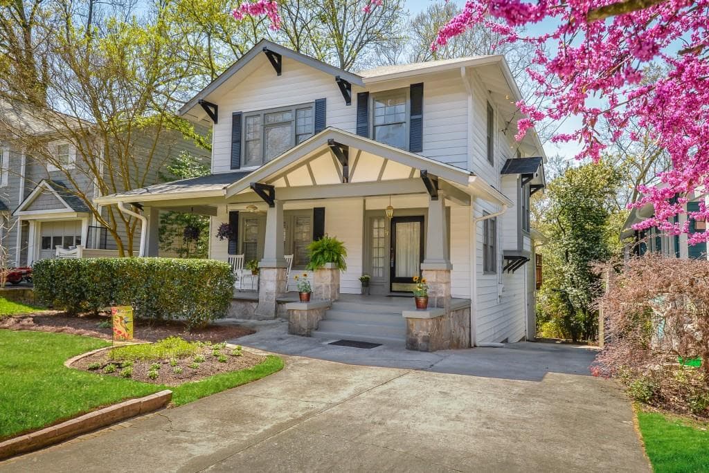 4 bedroom, 2,379 sq ft single family residence sold at 57 Peachtree Hills Avenue, Atlanta, GA 30305