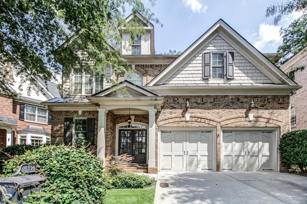 4 bedroom, 3,314 sq ft single family residence sold at 2291 Briarcliff Commons, Atlanta, GA 30345