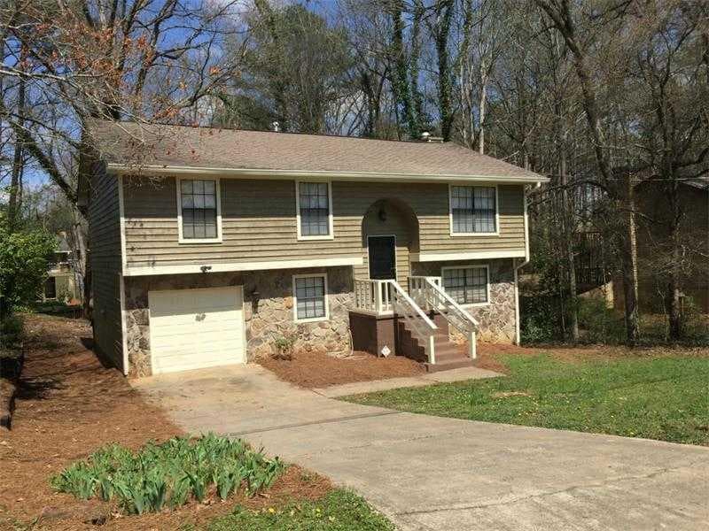 4 bedroom, 2,200 sq ft single family residence sold at 2551 Wildflower, Lawrenceville, GA 30044