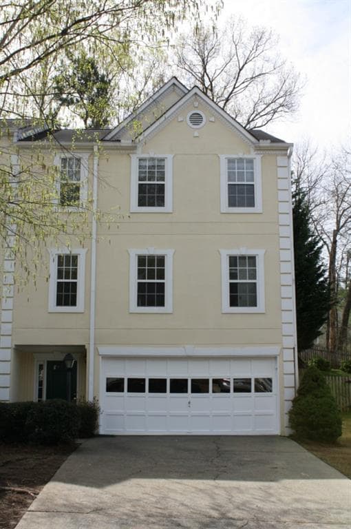 2 bedroom townhouse sold at 2525 Thorngate Drive, Acworth, GA 30101