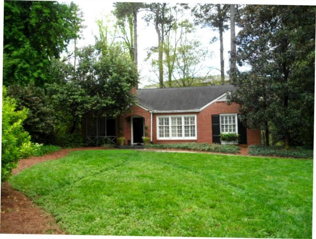 2 bedroom, 1,336 sq ft single family residence sold at 247 Alberta Drive, Atlanta, GA 30305