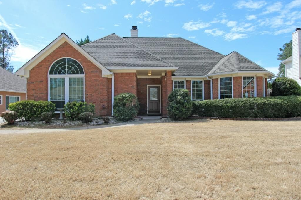 4245 Pinewalk Drive, Alpharetta, GA 30022 — most recent listing photo