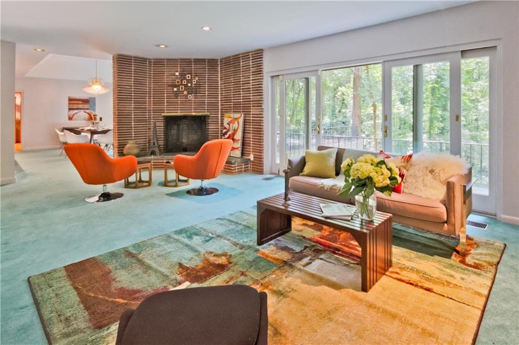 5 bedroom single family residence sold at 4566 Jett Road, Atlanta, GA 30327