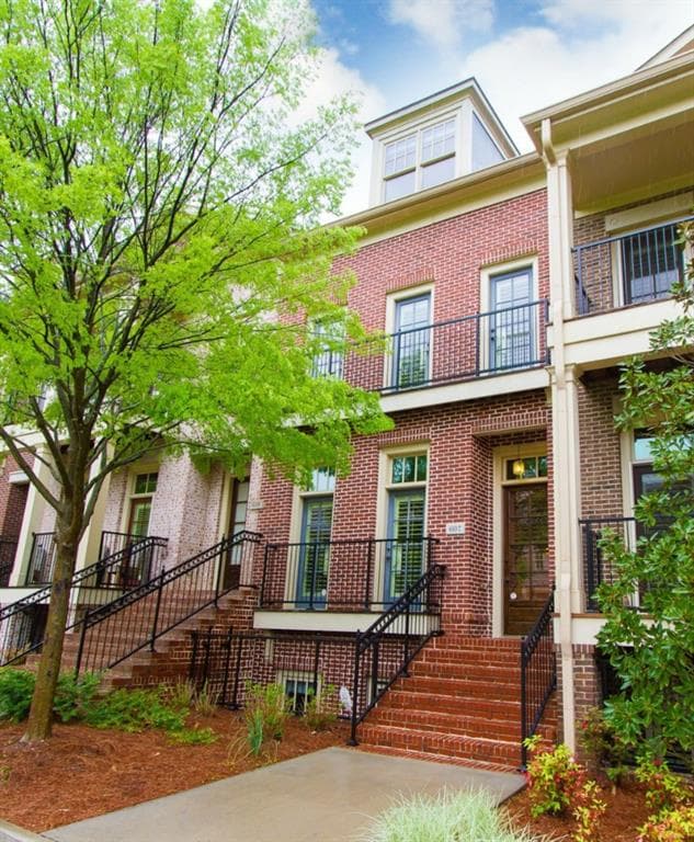 4 bedroom townhouse sold at 607 Riverlawn Court 26, Atlanta, GA 30339