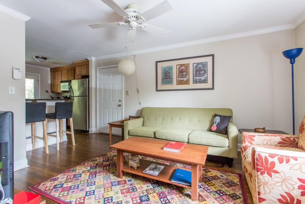 2 bedroom, 676 sq ft condominium sold at 1067 Alta Avenue 18, Atlanta, GA 30307
