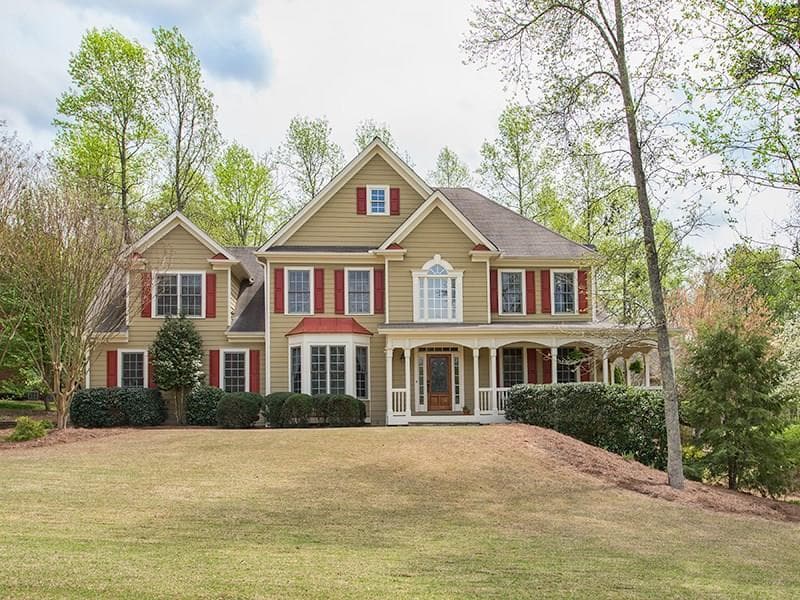 4 bedroom, 3,147 sq ft single family residence sold at 1245 Smokehouse Trail, Cumming, GA 30041
