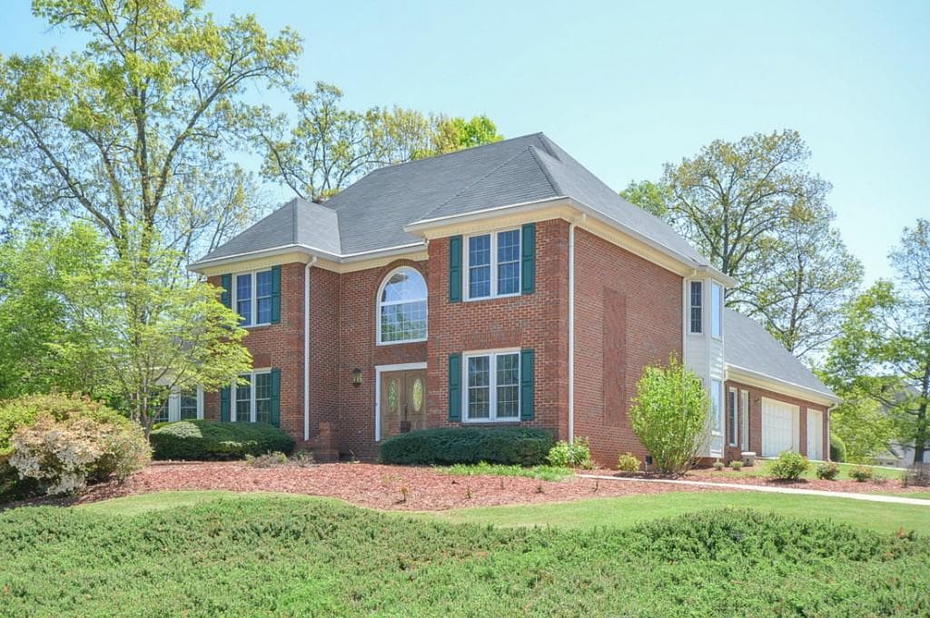 4 bedroom, 3,302 sq ft single family residence sold at 4342 Trotters Way Drive, Snellville, GA 30039