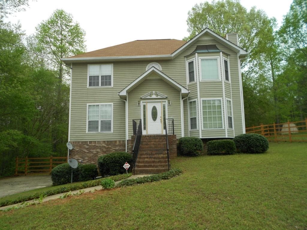 2078 OAKLEAF Lane, Lithia Springs, GA 30122 — most recent listing photo