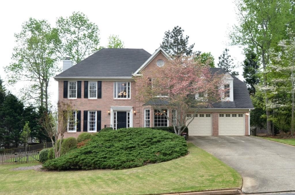 825 Devenish Lane, Roswell, GA 30075 — most recent listing photo