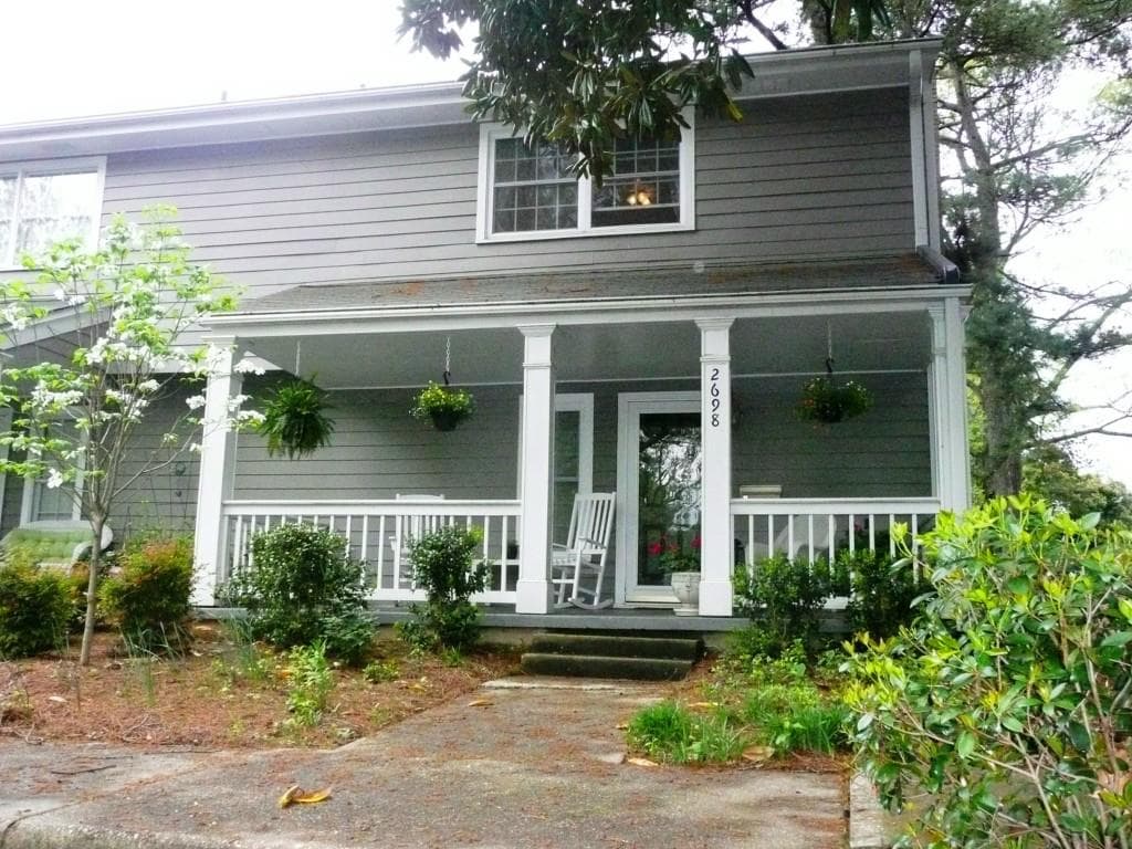 2698 Farmstead Road 2698, Smyrna, GA 30080 — most recent listing photo