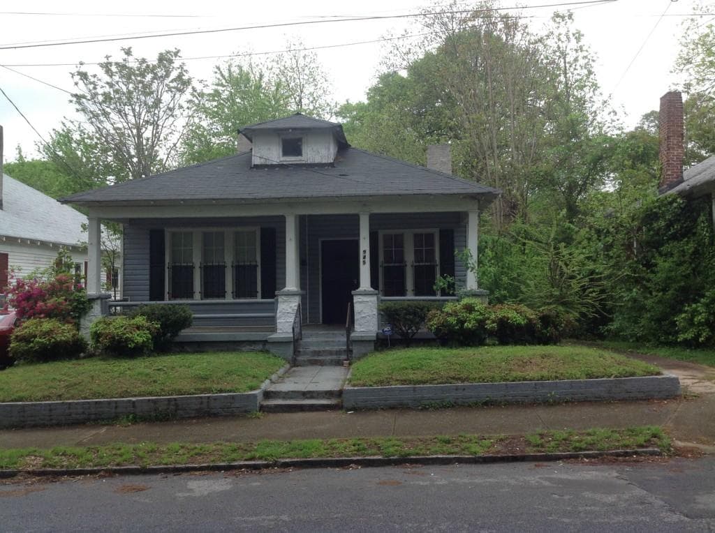 3 bedroom, 1,130 sq ft single family residence sold at 945 Parsons Street, Atlanta, GA 30314