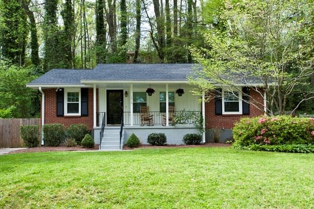 1016 Scott Circle, Decatur, GA 30033 — most recent listing photo