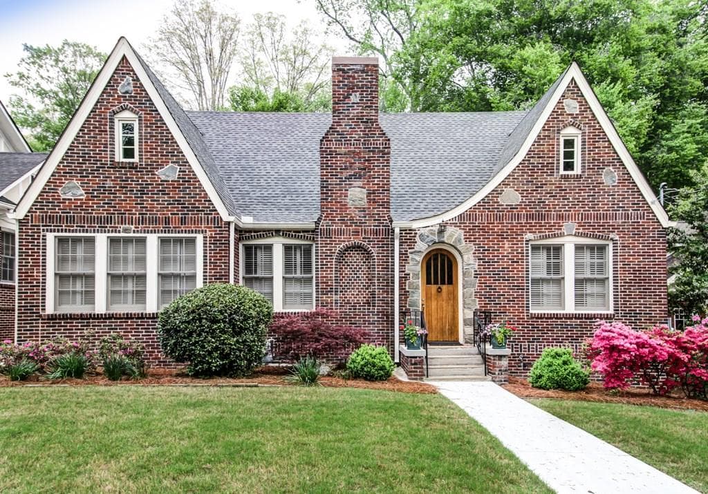 4 bedroom, 3,275 sq ft single family residence sold at 429 Emory Drive, Atlanta, GA 30307