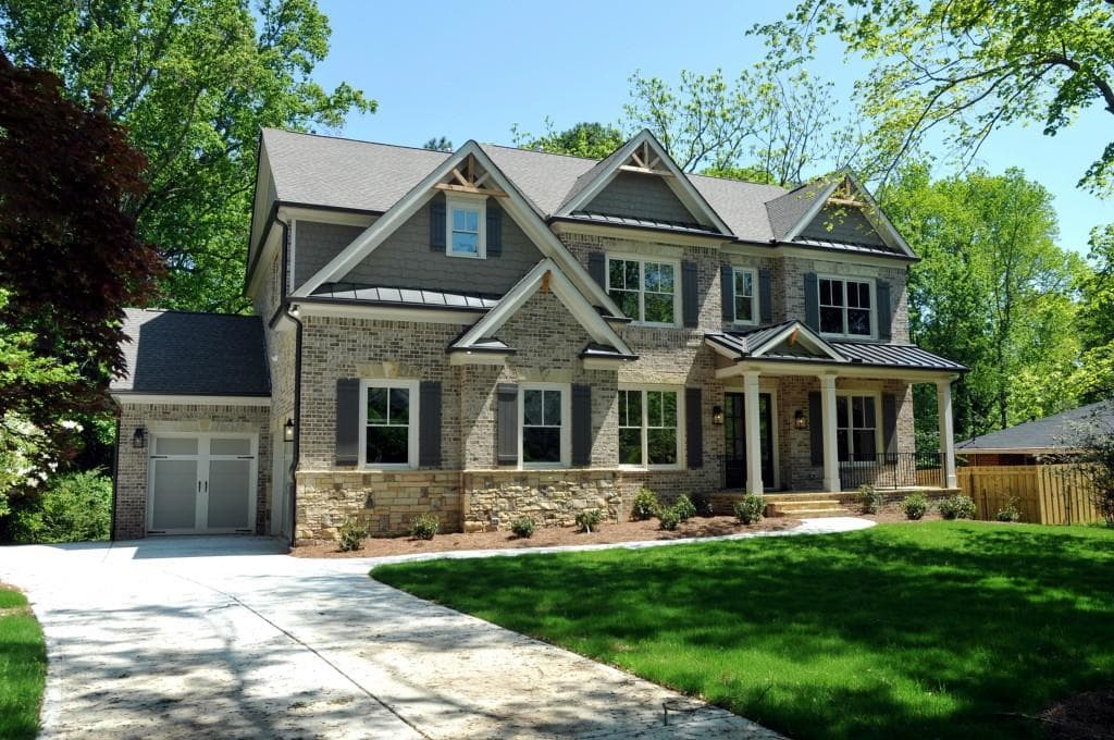 5 bedroom, 3,475 sq ft single family residence sold at 2910 Lavista Court, Decatur, GA 30033
