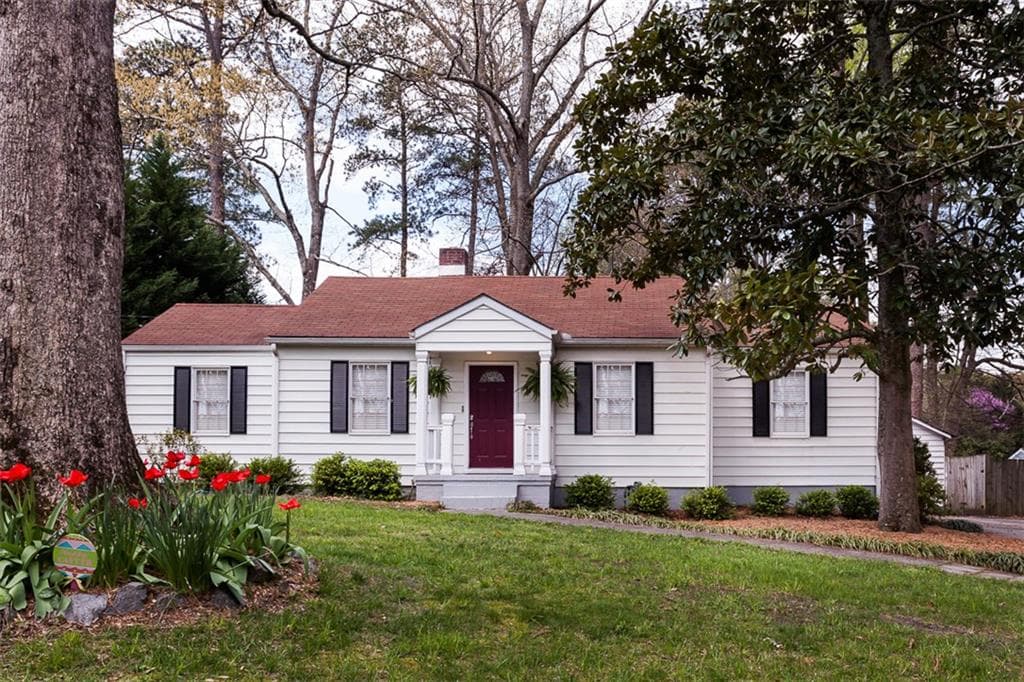 3 bedroom, 1,440 sq ft single family residence sold at 3058 Knox Avenue, Chamblee, GA 30341
