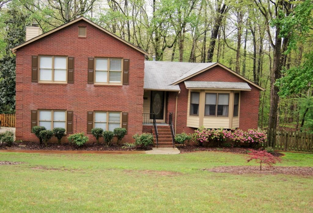 4 bedroom, 3,114 sq ft single family residence sold at 221 Timber Laurel Lane, Lawrenceville, GA 30043
