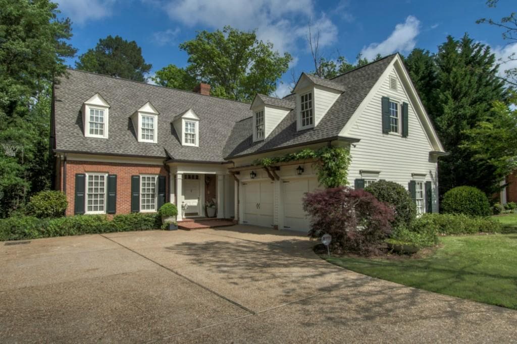 5 bedroom, 5,094 sq ft single family residence sold at 2813 Drummond Point, Atlanta, GA 30339
