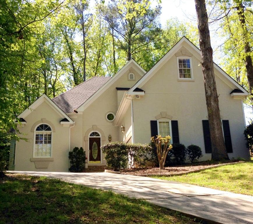 4 bedroom, 2,930 sq ft single family residence sold at 3535 Waters Glen Way, Johns Creek, GA 30022