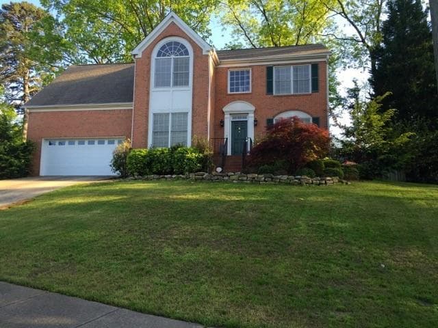 4 bedroom, 2,694 sq ft single family residence sold at 2198 Whitehall Drive, Marietta, GA 30066