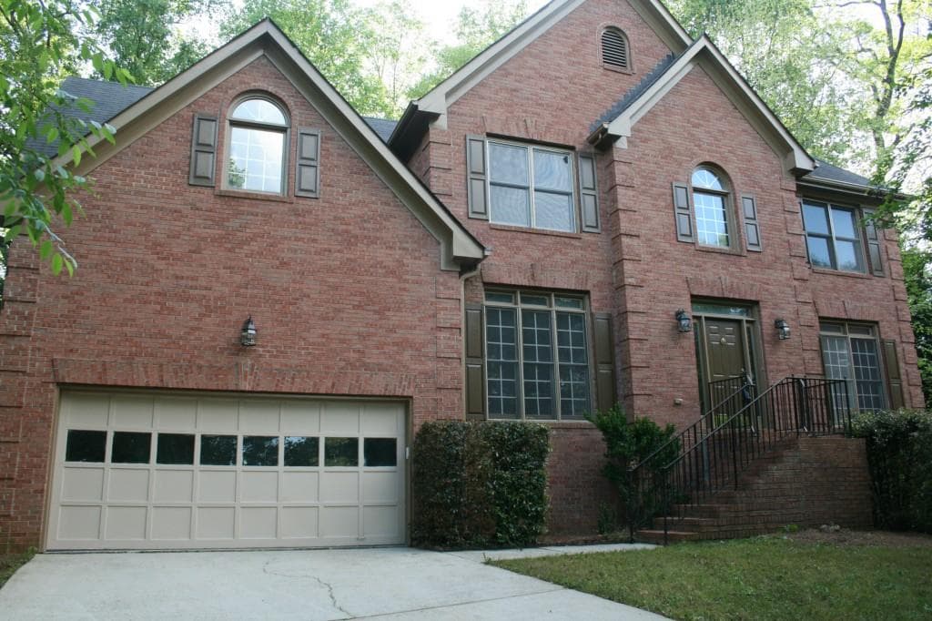 4 bedroom single family residence sold at 1350 Lake Washington Circle, Lawrenceville, GA 30043