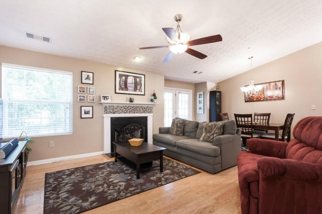 1337 Keys Crossing Drive, Atlanta, GA 30319 — most recent listing photo