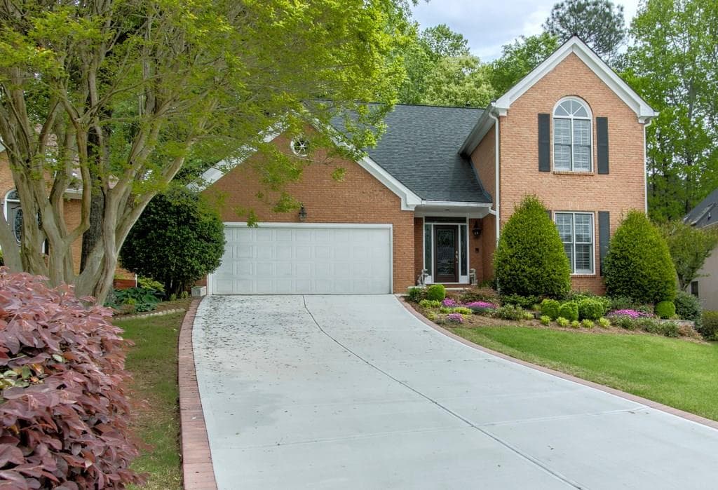 3 bedroom single family residence sold at 3729 Harts Place, Chamblee, GA 30341
