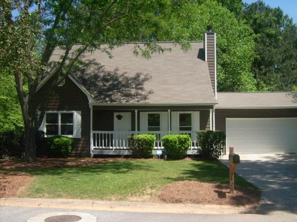 3 bedroom, 1,314 sq ft single family residence sold at 1428 Sisters Court, Lawrenceville, GA 30043