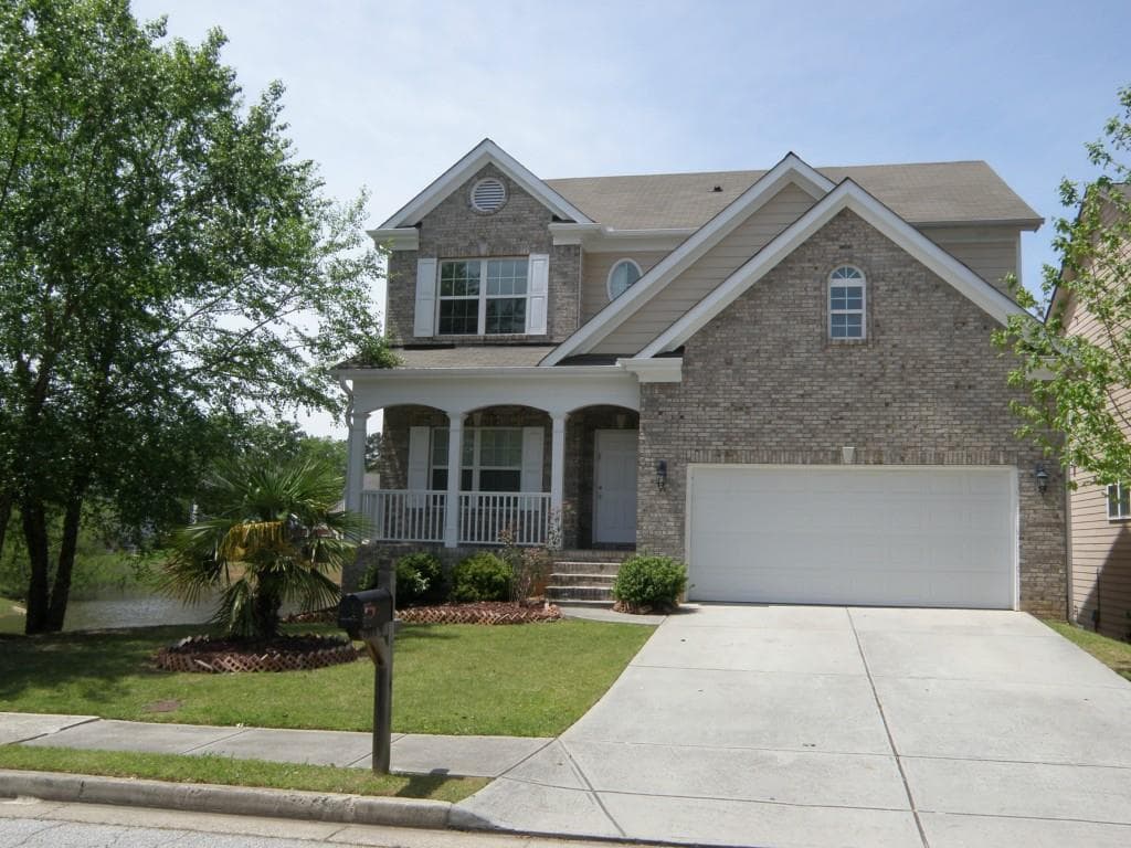 6 bedroom, 2,287 sq ft single family residence sold at 1375 Leisure Lake Drive, Lawrenceville, GA 30044