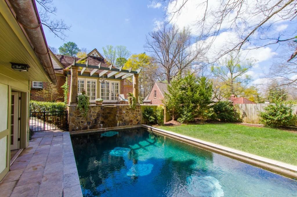 6 bedroom, 4,590 sq ft single family residence sold at 1797 N Rock Springs Road, Atlanta, GA 30324