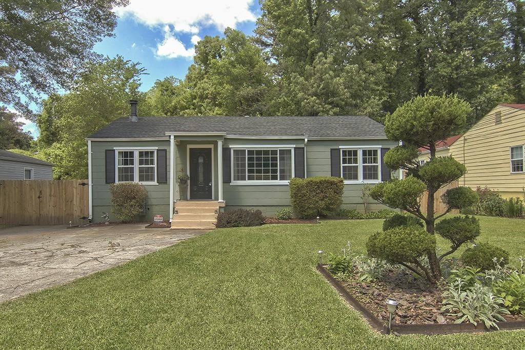 3 bedroom, 1,504 sq ft single family residence sold at 1090 Shepherds Lane, Atlanta, GA 30324