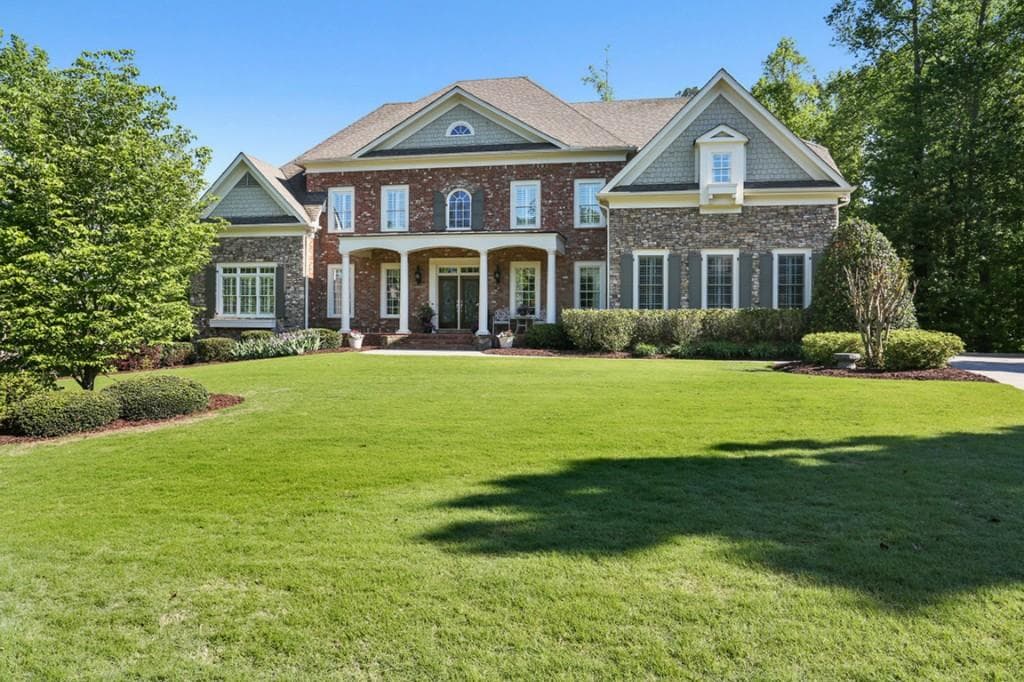 5 bedroom, 5,130 sq ft single family residence sold at 14094 Seabiscuit, Milton, GA 30004