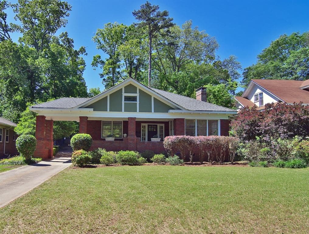 3 bedroom, 1,778 sq ft single family residence sold at 2219 E Lake Road, Atlanta, GA 30307